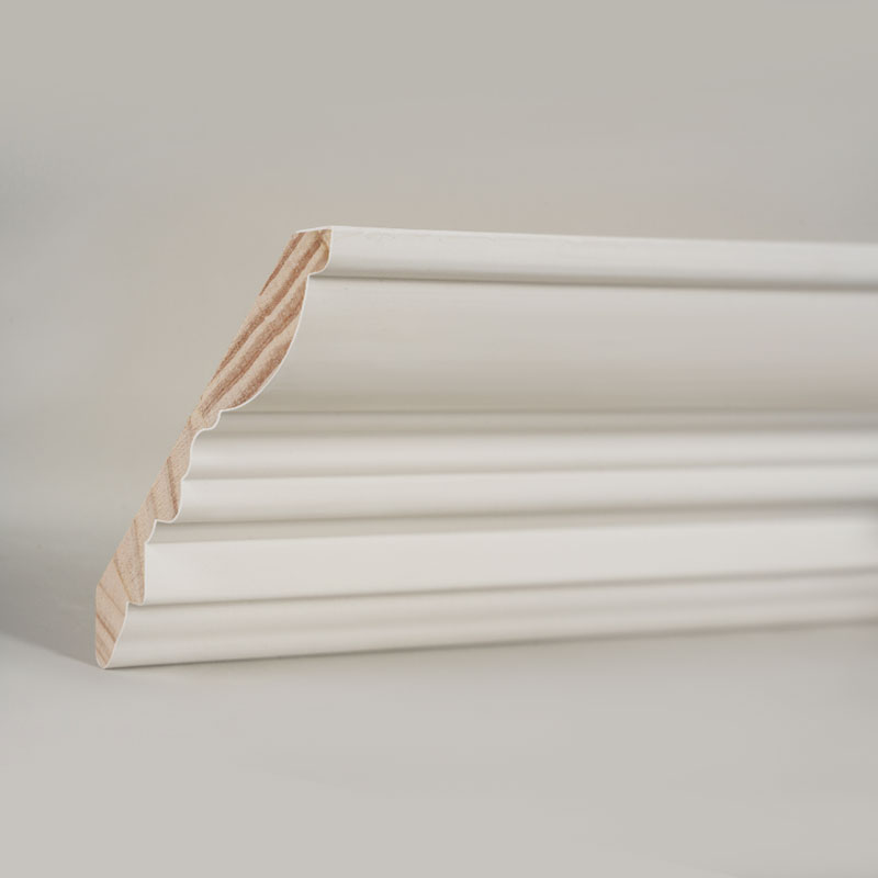 Zierleiste aus Kiefernholz (spachtelgrundiert und perlweiß), 3/5' x 4 1/2'