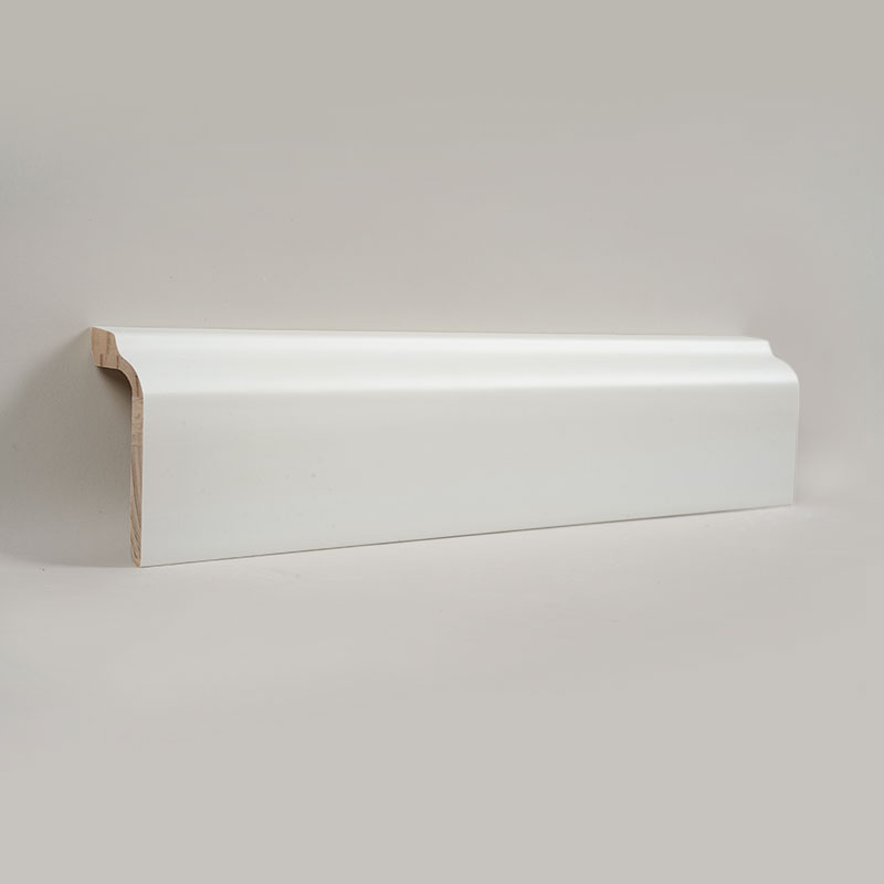 Fußleiste aus Kiefernholz (grundiert mit Spachtelmasse + Farbe) – Weiß 1 3/5'x3 5/9'