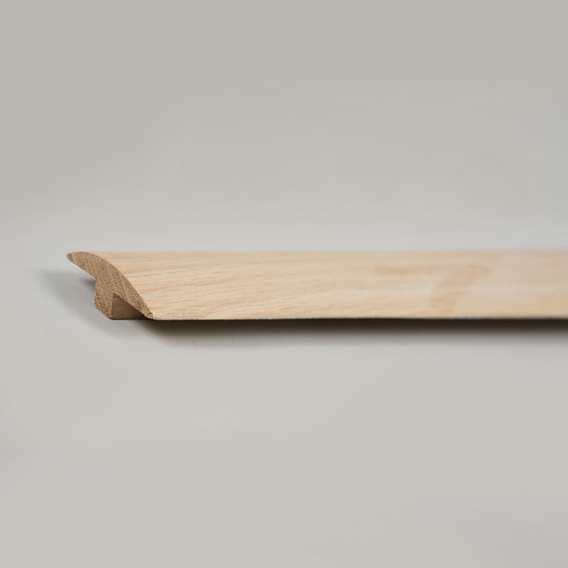 T-Formteil aus ganzen Holzscheiten aus weißer Eiche (Farbe unlackiert) – Eiche naturfarben 9/32'x1 31/32'