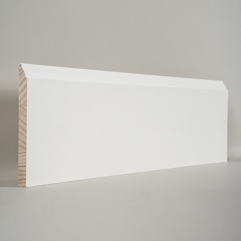 Fußleiste aus Kiefernholz (grundiert und perlweiß), 3/5' x 5 1/4'